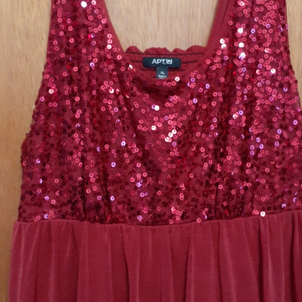Dress - Picture 2 of 3